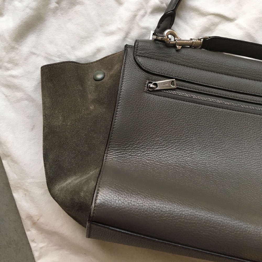 Celine Trapeze handbag in Almond - Picture 5 of 14